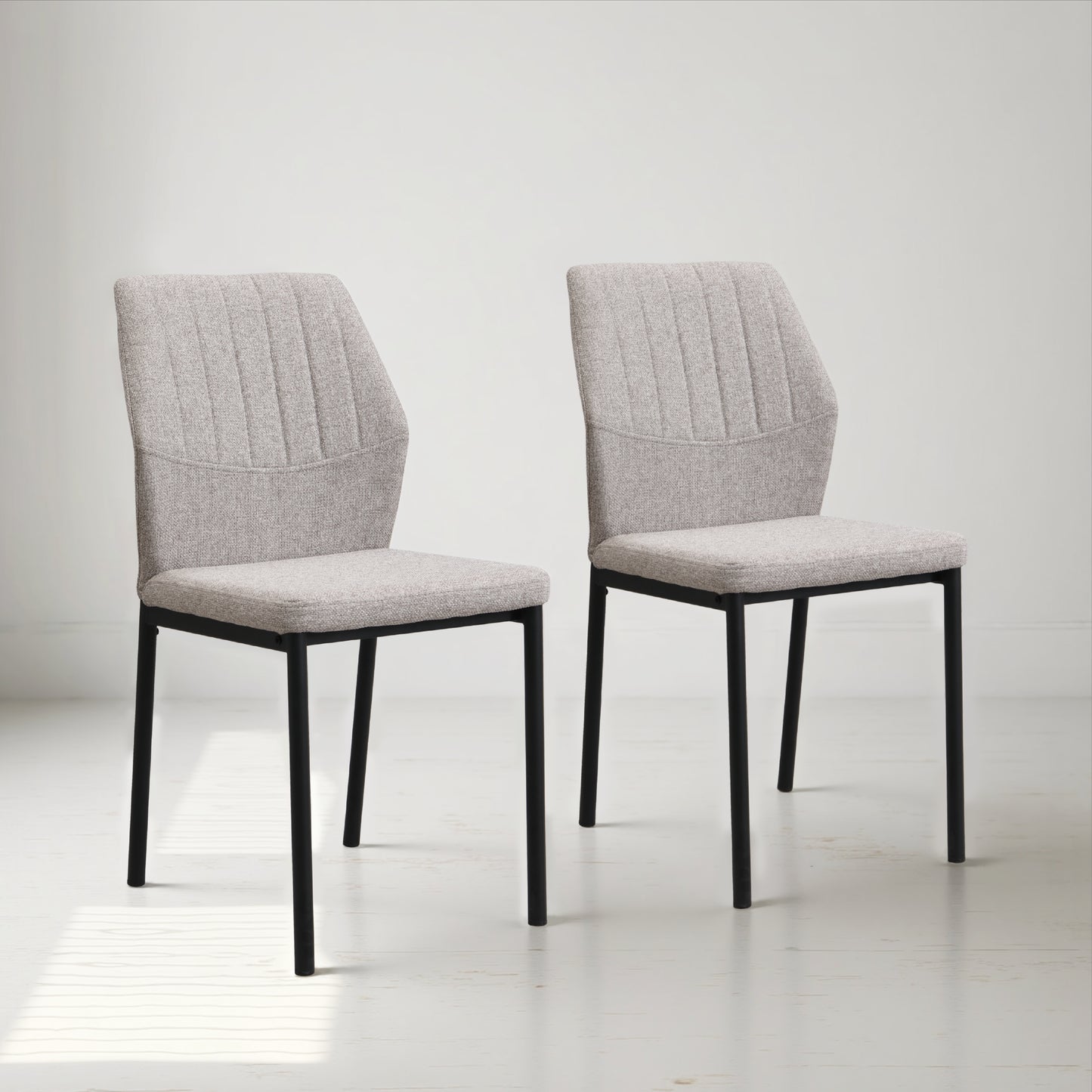Experience lasting comfort and sturdy support with this versatile chair. It features an ergonomic backrest, rust-resistant legs with a 150kg capacity, and easy assembly, making it perfect for any room.